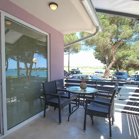 Apartments Erica Lux Novigrad Istria Exterior foto